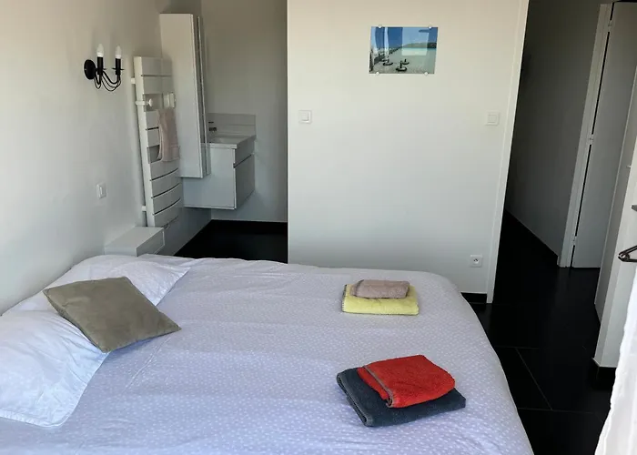 Ratino Hébergement de vacances *